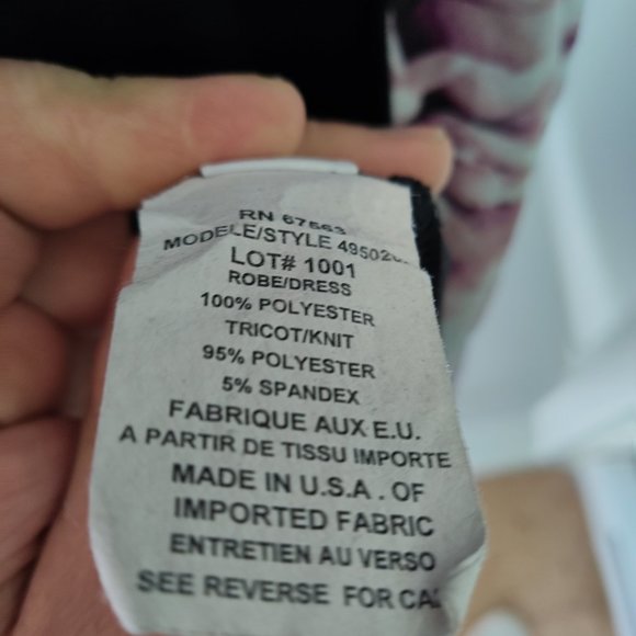 Laura Petites, size 4, black top with floral dress - Picture 6 of 6